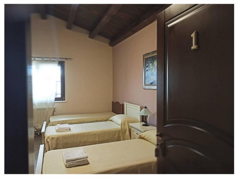 L' Antica Trebbia - Rooms Caltanissetta Habitación foto